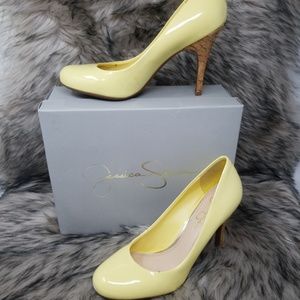 Jessica Simpson Size 7.5 Yellow Pumps